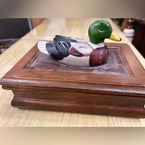 Vintage 1982 Duck Figurine wooden trinket box decor Albert e price mallard duck